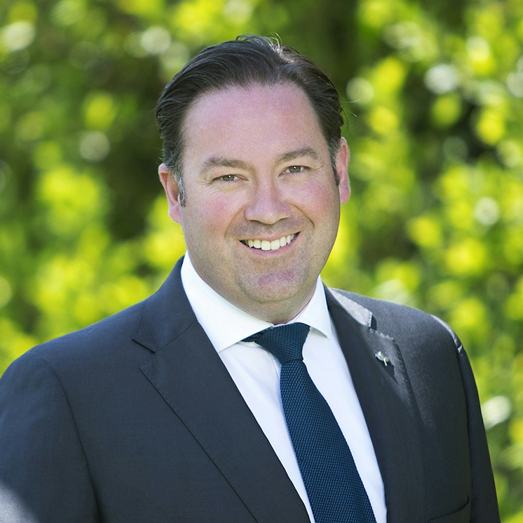 Steven Abbott Managing Director & Auctioneer … Jellis Craig